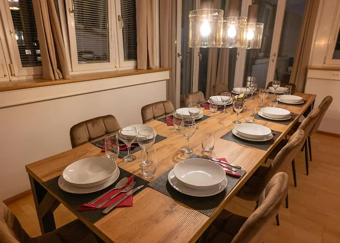 아파트 Large 155 Qm With 4 Bedrooms Located 1 To 12 Guests 뮌헨