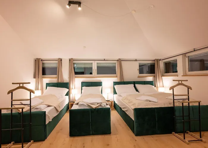아파트 Large 155 Qm With 4 Bedrooms Located 1 To 12 Guests