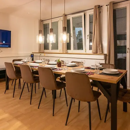 Large 155 Qm With 4 Bedrooms Located 1 To 12 Guests Apartmán Mnichov