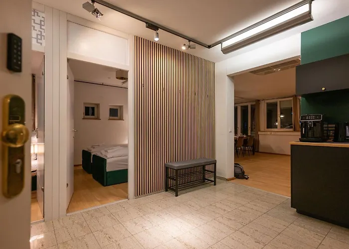 Large 155 Qm With 4 Bedrooms Located 1 To 12 Guests Appartamento Monaco di Baviera