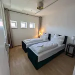 Large 155 Qm With 4 Bedrooms Located 1 To 12 Guests Monachium