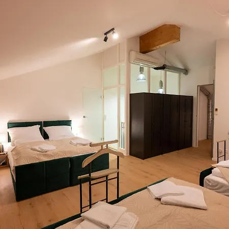 公寓 Large 155 Qm With 4 Bedrooms Located 1 To 12 Guests *
